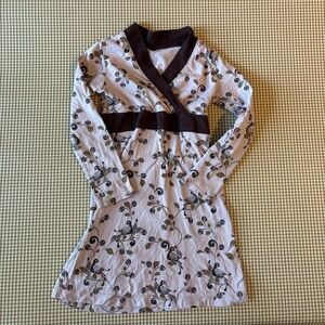 Tea Collection long sleeve v-neck girl dress. Size 5